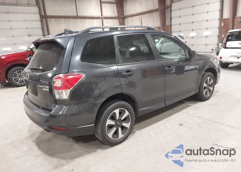 2017 Subaru Forester 2.5I Premium z USA, uszkodzony, nr VIN JF2SJAEC6HH504498